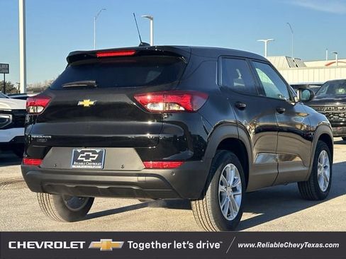 New 2026 Chevrolet TrailBlazer LS w/ LS Convenience Package FWD image 4
