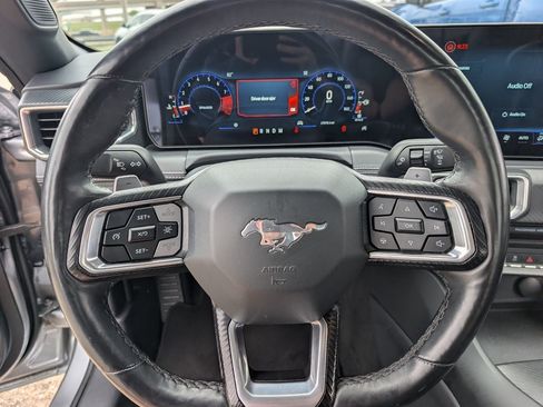 Used 2025 Ford Mustang GT Premium RWD image 9
