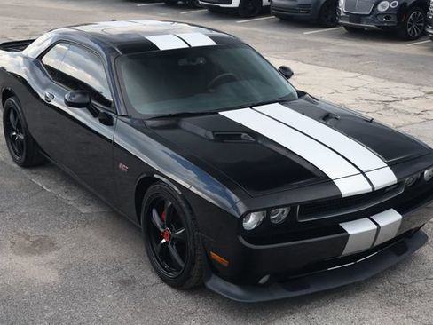 Used 2012 Dodge Challenger SRT8 w/ Premium Sound Group RWD image 18