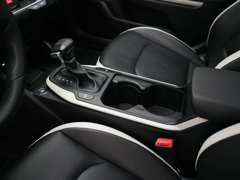 Certified 2025 Kia K4 GT-Line w/ GT-Line Premium Package image 11