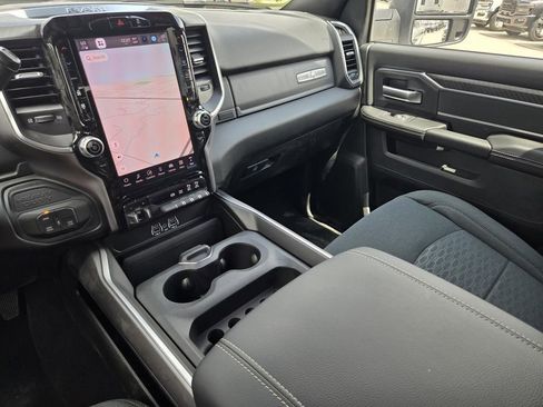 New 2026 RAM 2500 Big Horn AWD/4WD image 18