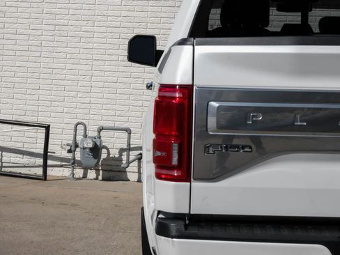 Used 2015 Ford F150 Platinum w/ Equipment Group 701A Luxury image 47