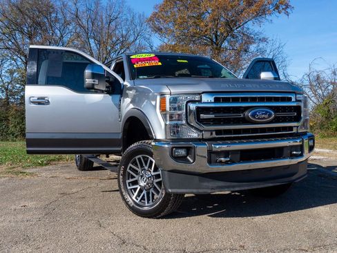Used 2020 Ford F250 Lariat w/ Chrome Package image 15
