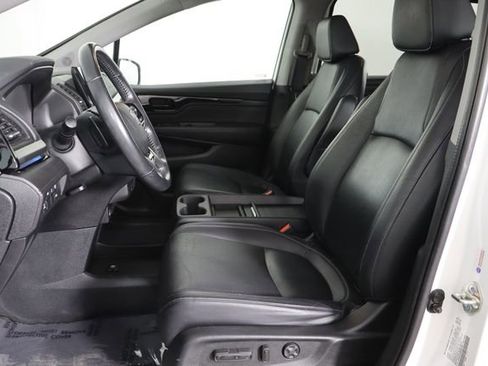 Used 2021 Honda Odyssey Touring image 12