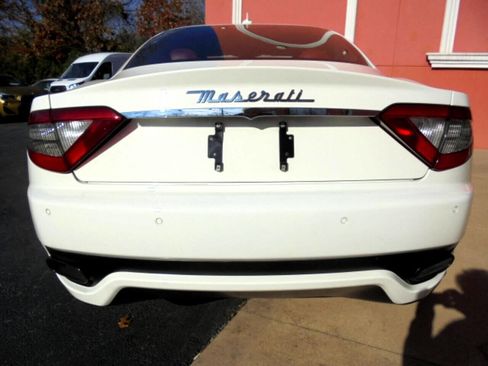 Used 2017 Maserati GranTurismo Sport image 32