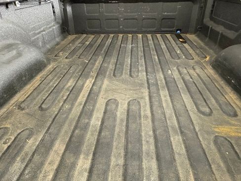 Used 2022 RAM 3500 Big Horn w/ Night Edition AWD/4WD image 18