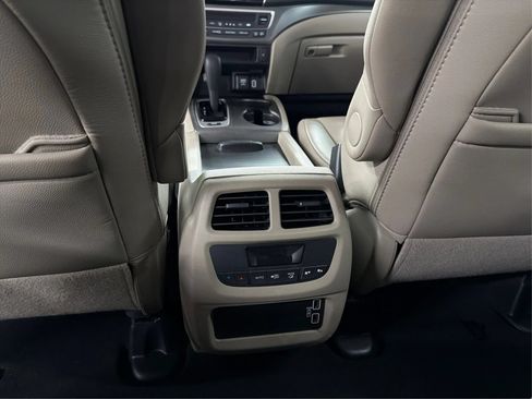 Used 2019 Honda Pilot EX-L image 29