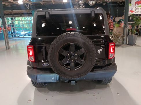 Used 2023 Ford Bronco Black Diamond AWD/4WD image 16
