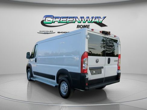 Used 2025 RAM ProMaster 2500 w/ U-Haul Equipment Group FWD image 22