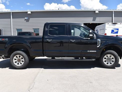 Used 2020 Ford F250 XLT AWD/4WD image 4