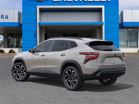 New 2026 Chevrolet Trax RS w/ Driver Confidence Package FWD image 3