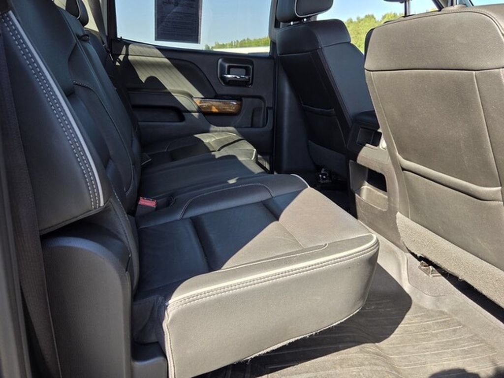 Used 2019 Chevrolet Silverado 2500 High Country w/ Duramax Plus Package AWD/4WD image 12