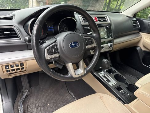 Used 2016 Subaru Legacy 2.5i Premium w/ Moonroof Package AWD/4WD image 14