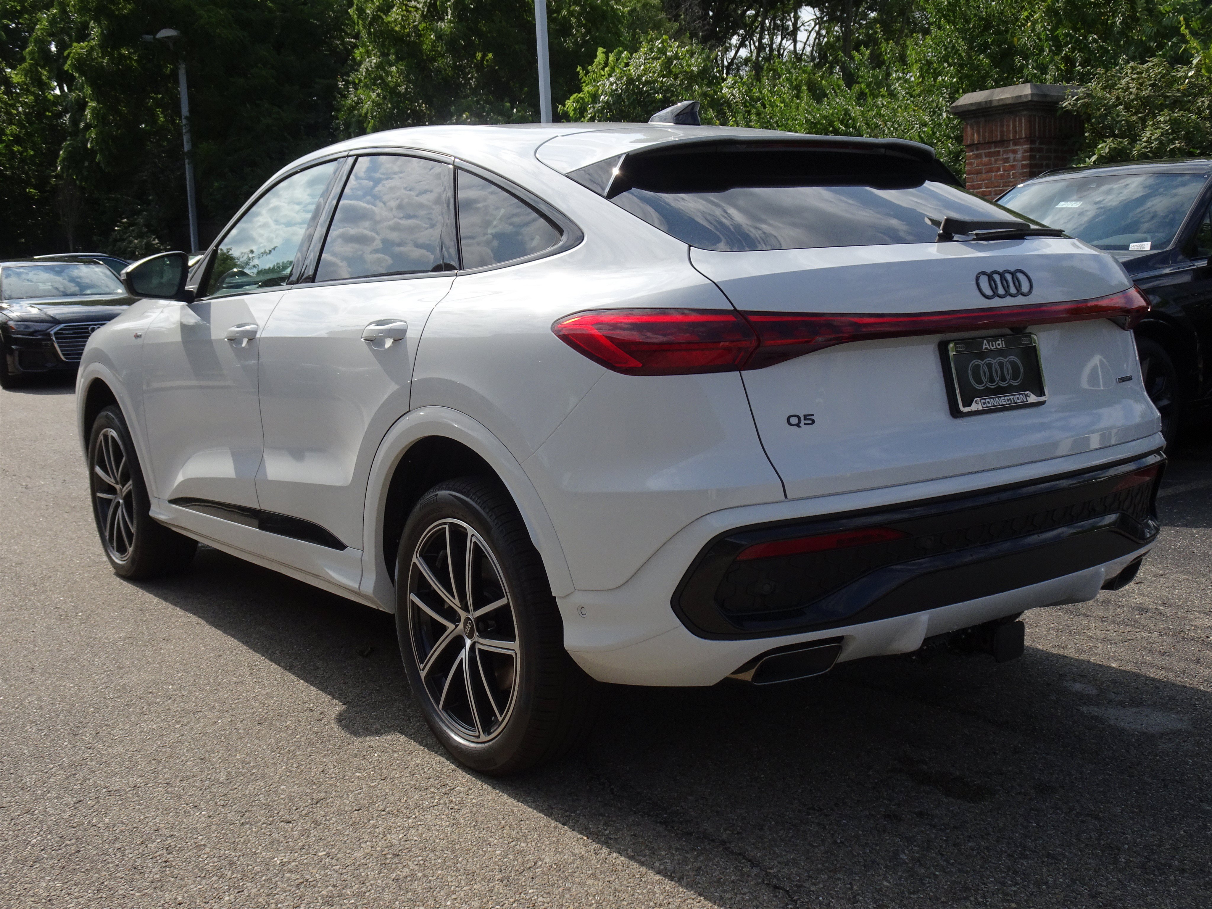 New 2026 Audi Q5 Premium Plus AWD/4WD image 3