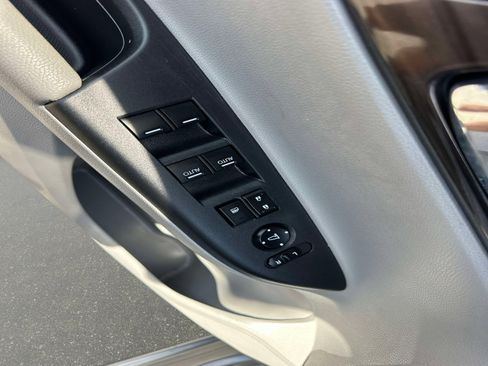 Used 2017 Honda Accord EX-L image 17