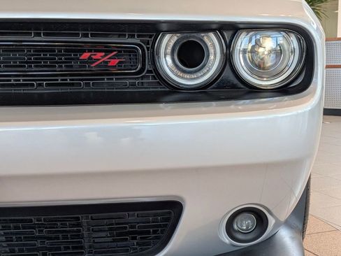 Used 2021 Dodge Challenger R/T Scat Pack image 10