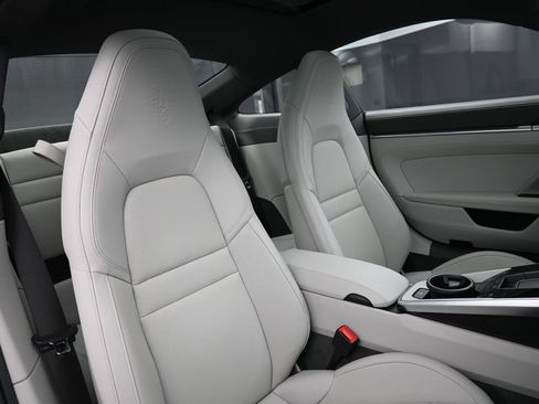 Certified 2024 Porsche 911 GT3 RS image 29