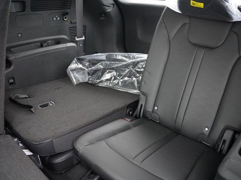 New 2026 Kia Sorento S image 12