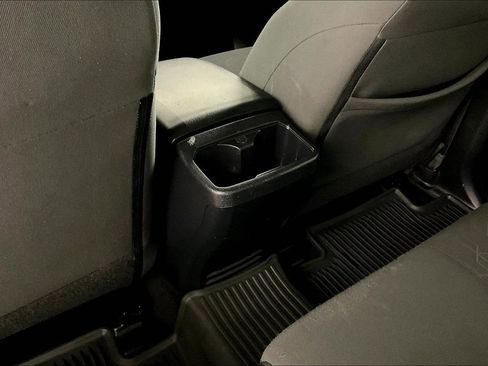 Used 2017 Toyota Tacoma TRD Off-Road w/ Premium & Technology Package image 10