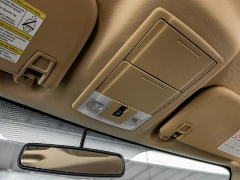 Used 2015 Ford F350 Lariat w/ Lariat Interior Package image 22