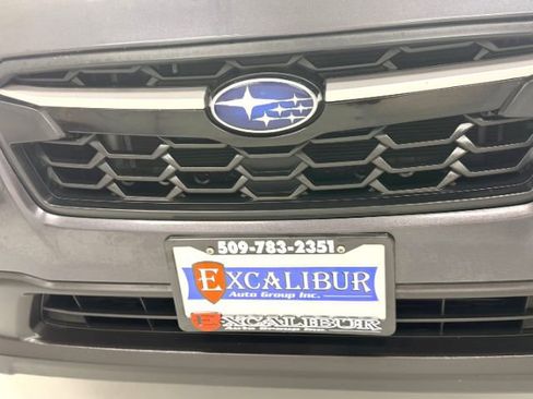 Used 2019 Subaru Crosstrek 2.0i Premium w/ Eyesight System image 18