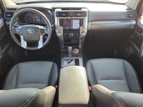 Used 2021 Toyota 4Runner SR5 Premium image 16