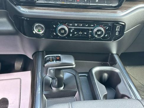 Used 2024 Chevrolet Silverado 1500 RST AWD/4WD image 14
