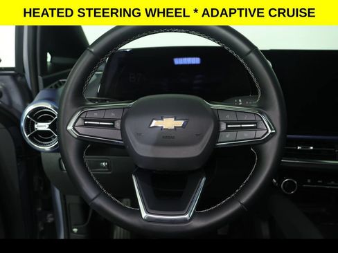 Used 2025 Chevrolet Equinox EV LT w/ Convenience Package AWD/4WD image 9