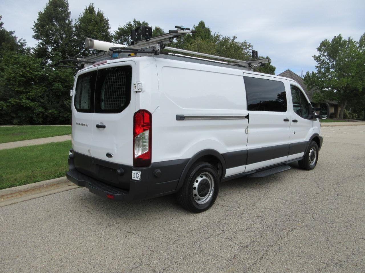 Used 2018 Ford Transit 150 148 Low Roof RWD image 9