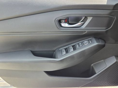Certified 2025 Honda Accord SE image 32