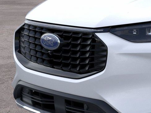 New 2025 Ford Escape SE w/ PHEV Premium Package FWD image 17