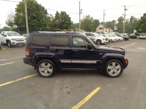 Used 2012 Jeep Liberty Limited Jet w/ Comfort/Convenience Group AWD/4WD image 13
