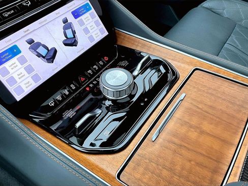 Used 2022 Jeep Grand Wagoneer Series III image 33