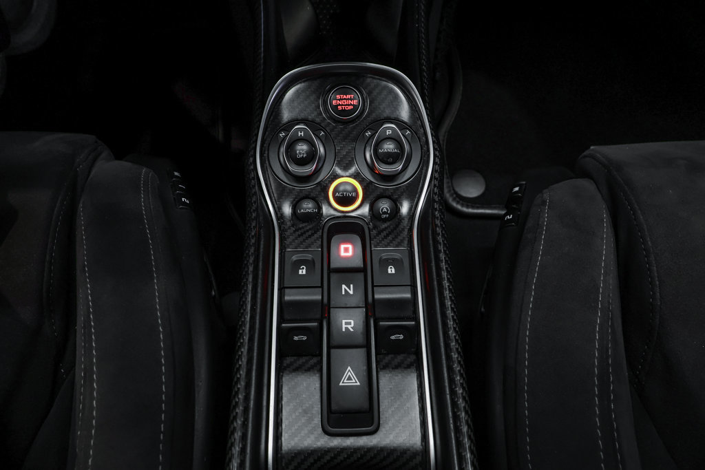 Used 2018 McLaren 570S Spider RWD image 42