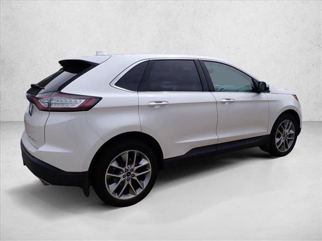 Used 2017 Ford Edge Titanium w/ Equipment Group 301A FWD image 3