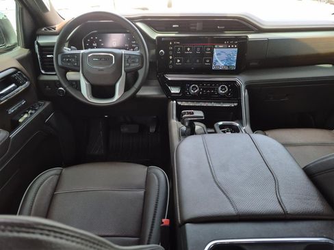 Certified 2025 GMC Sierra 1500 Denali w/ Denali Reserve Package AWD/4WD image 17