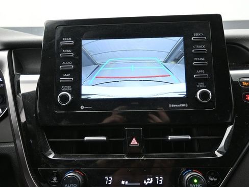 Used 2023 Toyota Camry SE image 4