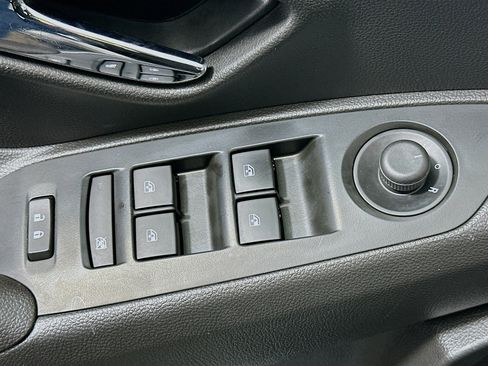 Used 2020 Chevrolet Trax LS w/ Tint and Cruise Package image 15