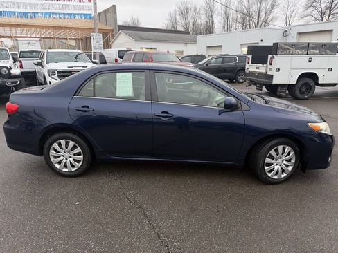 Used 2013 Toyota Corolla image 5