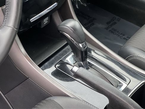 Used 2017 Honda Accord Sport image 20