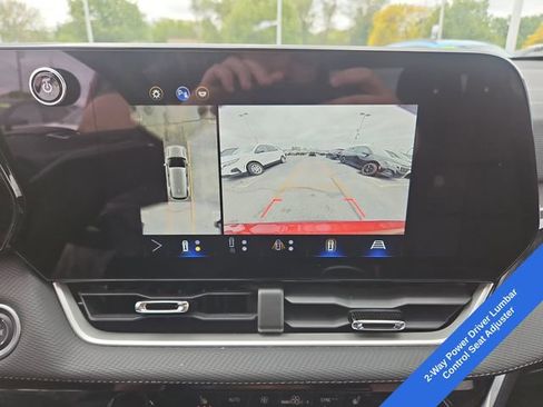 Used 2025 Chevrolet Equinox LT w/ Convenience Package II FWD image 21