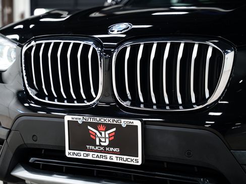 Used 2018 BMW X3 xDrive30i AWD/4WD image 14