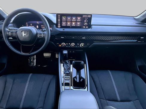 Used 2025 Honda Accord Sport image 14