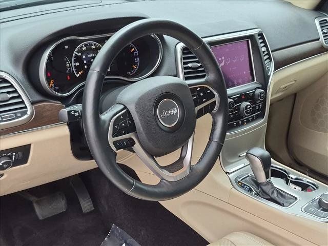 Used 2018 Jeep Grand Cherokee Limited w/ Luxury Group II AWD/4WD image 10