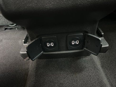 Used 2025 Lincoln Corsair Grand Touring w/ Equipment Group 301A image 16