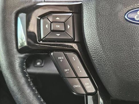 Used 2019 Ford F150 Lariat w/ Equipment Group 502A Luxury AWD/4WD image 27