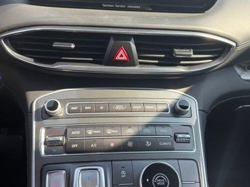 Used 2023 Hyundai Santa Fe SEL w/ Premium Package image 10