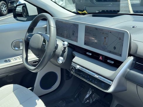 Used 2024 Hyundai Ioniq 5 Limited AWD/4WD image 5