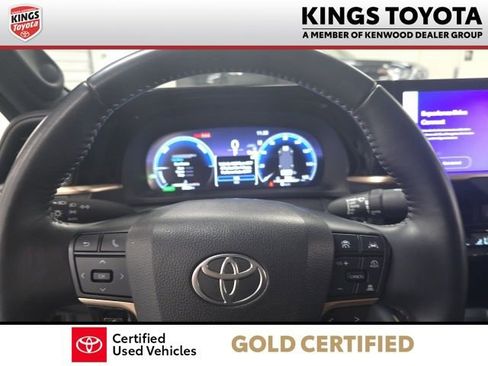Certified 2024 Toyota Crown AWD/4WD image 17