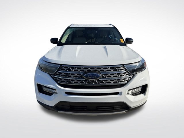 Used 2021 Ford Explorer Limited w/ Equipment Group 301A AWD/4WD image 2